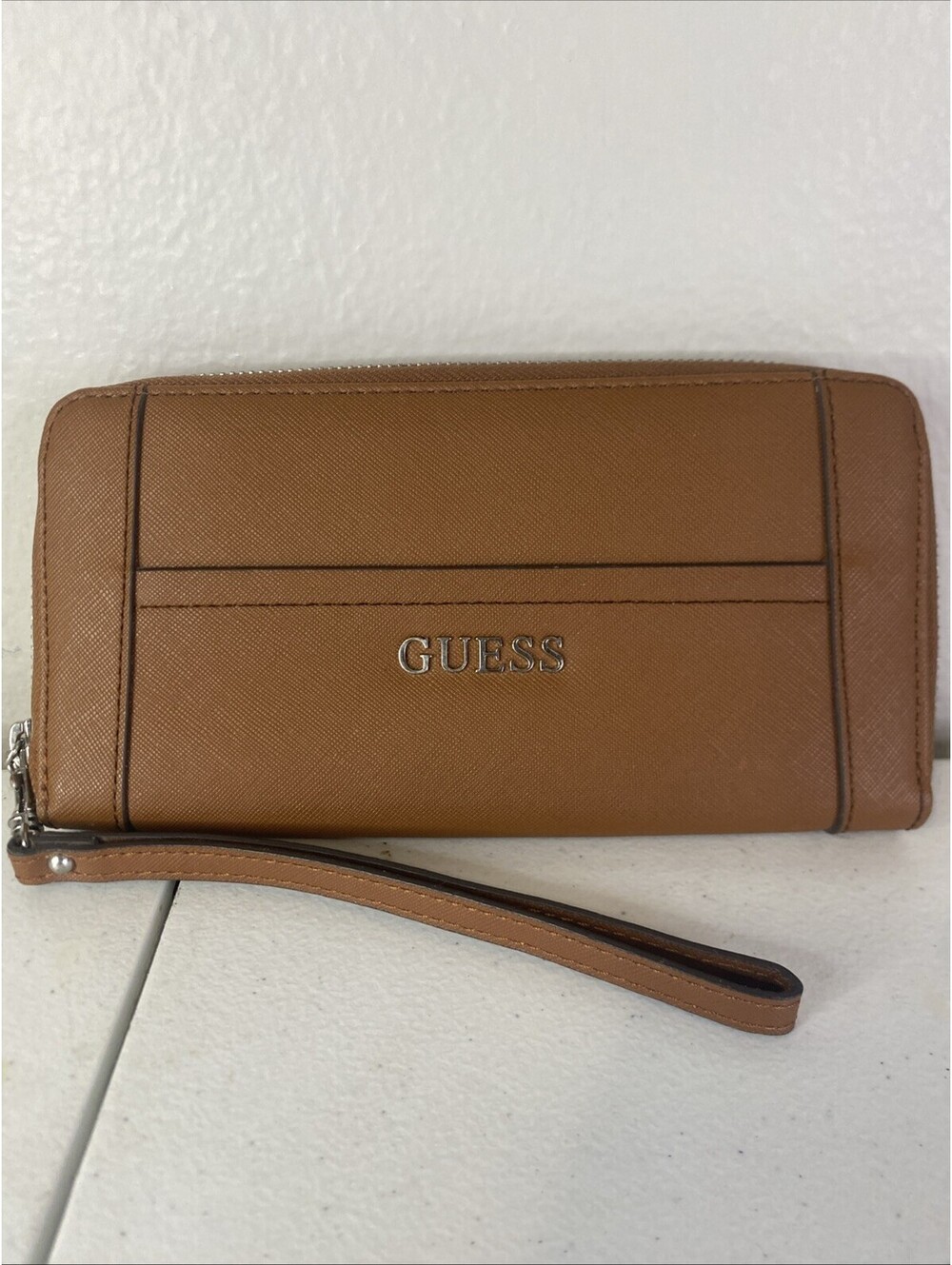 GUESS Women’s Zip-Around Wristlet Wallet Brown Logo Zipper Credit Card Folding